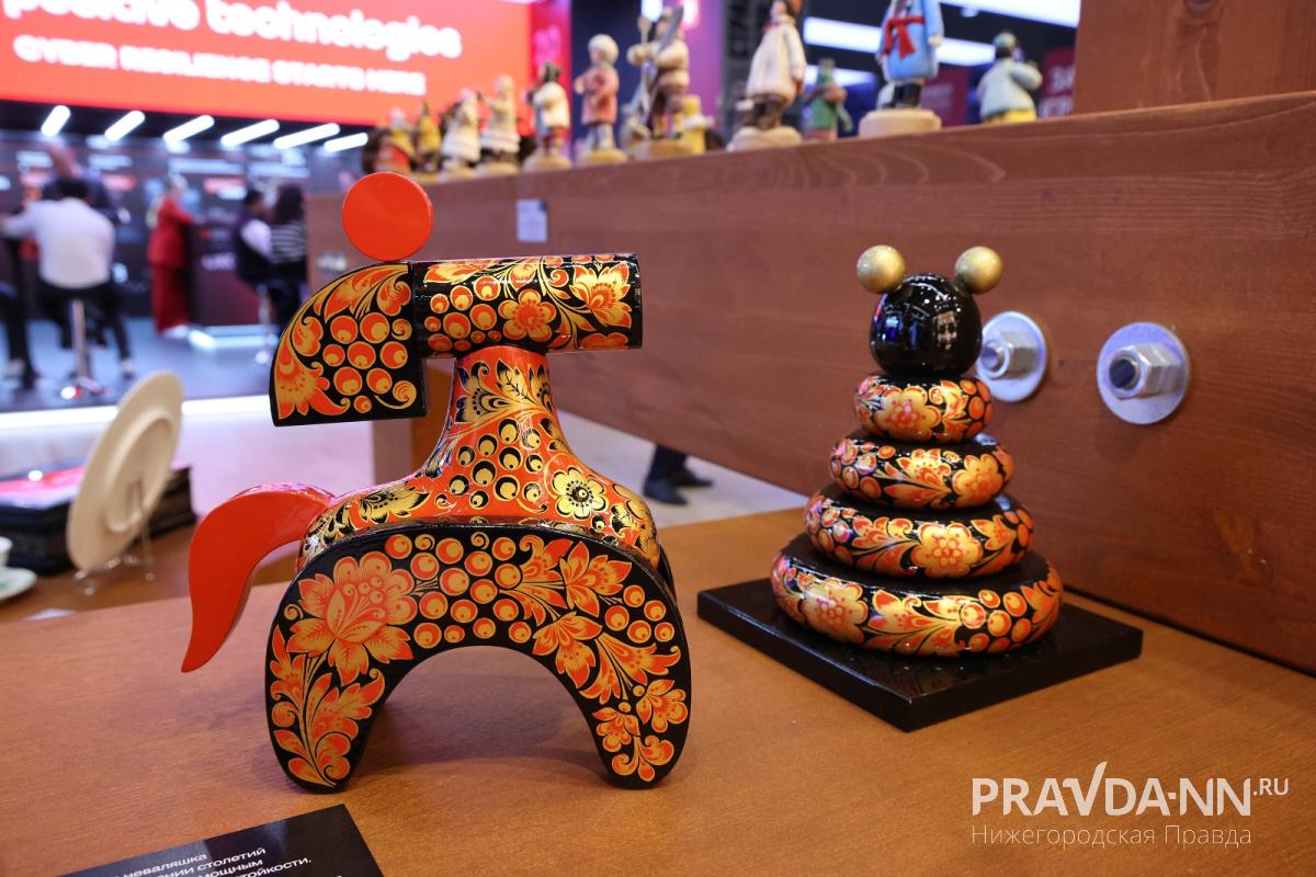 Александр Воложанин