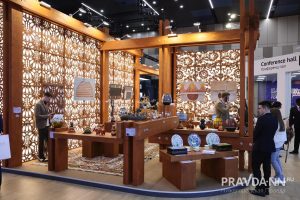 Александр Воложанин