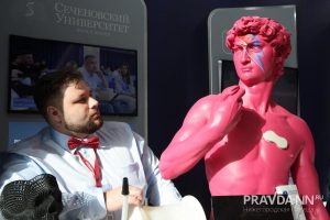 Александр Воложанин