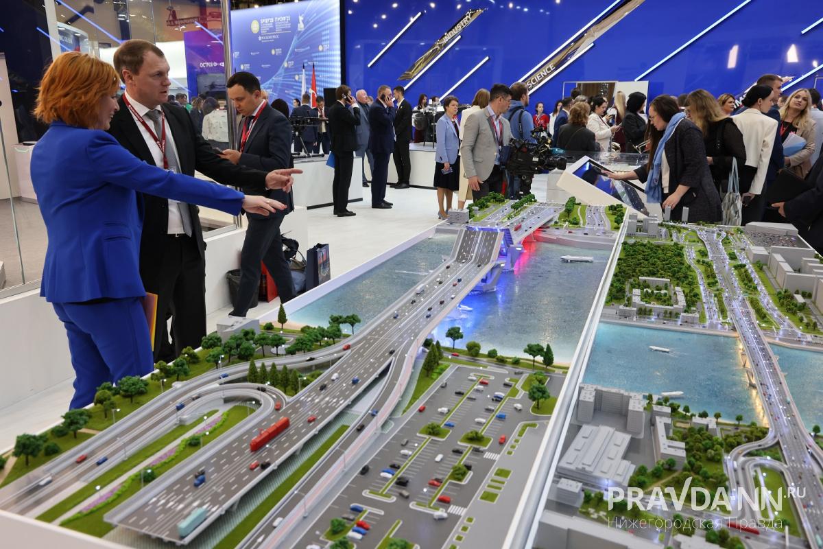 Александр Воложанин