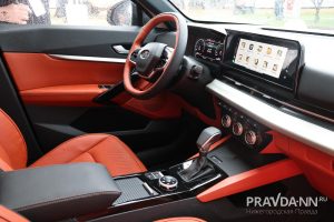 Александр Воложанин