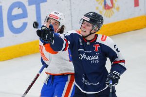 Систему ХК «Торпедо» покинул Максим Неволин