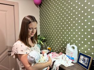 Нижегородки оценили удобство электронного сертификата «Подарок новорожденному»