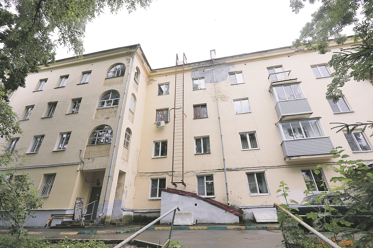 Жильцы дома в центре Нижнего Новгорода пытаются ускорить его капремонт