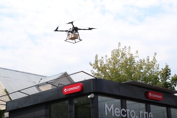 Доставку товаров аэрокурьерами начали тестировать в Нижнем Новгороде