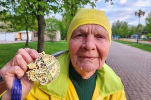 Первую дистанцию пробежала в 69 лет: 92-летняя Клара Богатова рассказала, как сохранить молодость духа