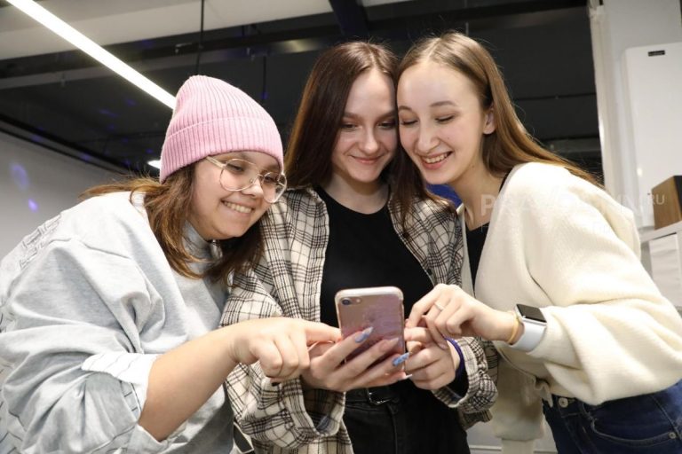 Остаться или уехать? Молодежь оценила возможности Нижнего Новгорода