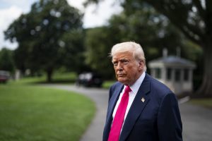 Трамп снова удивил. Чем президент США разочаровал европейских «ястребов» 