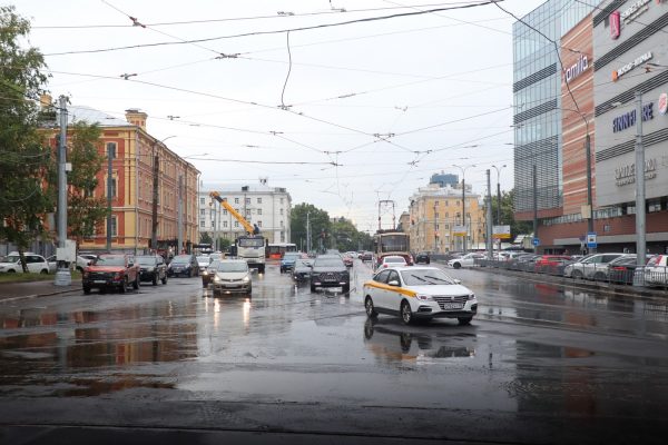 Завершены работы по замене путей на улиц пересечении Белинского и Кулибина