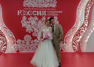 Три нижегородских пары поженились на фестивале «Россия. Соединяя сердца»