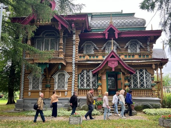 Геомембрана для Крымского моста, Фролищенская пустынь и «Дача Бугрова»: чем еще интересен Володарский округ