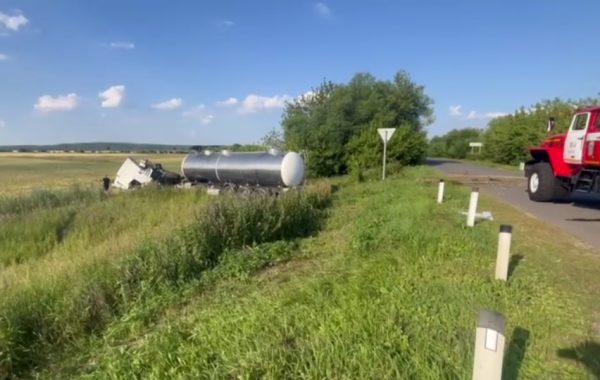 Водитель грузовика погиб, съехав в кювет в Шатковском районе