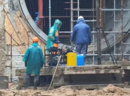 Основание новой станции метро «Площадь Свободы» проверяют на прочность