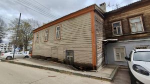 Нижегородцы просят помощи в ремонте исторического разваливающегося дома