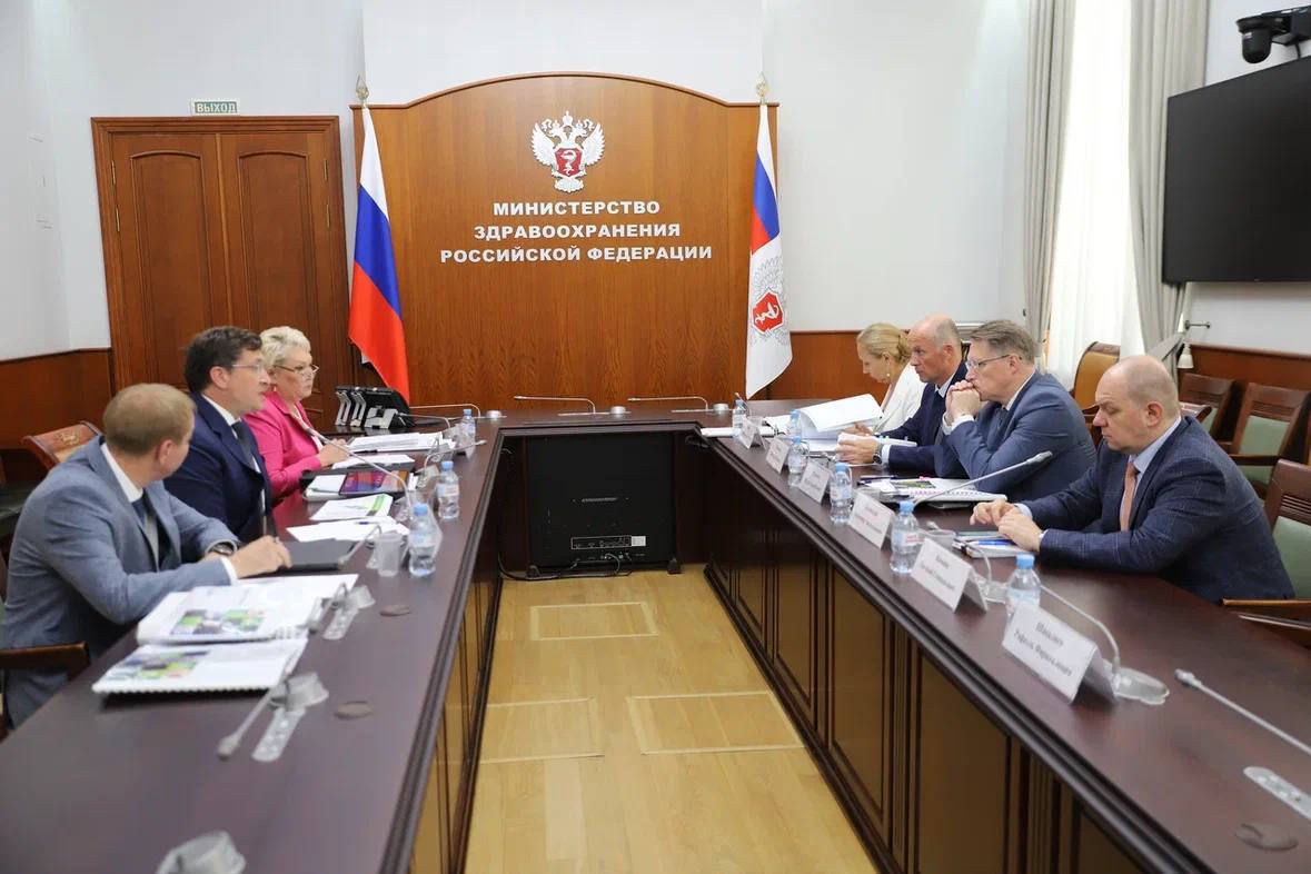 Глеб Никитин представил проекты комплексного развития больничных территорий