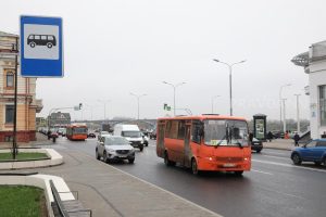 Ребенка-инвалида зажало в дверях маршрутки в Нижнем Новгороде