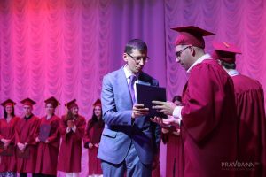Вручение дипломов выпускникам НИУ Президентской академии