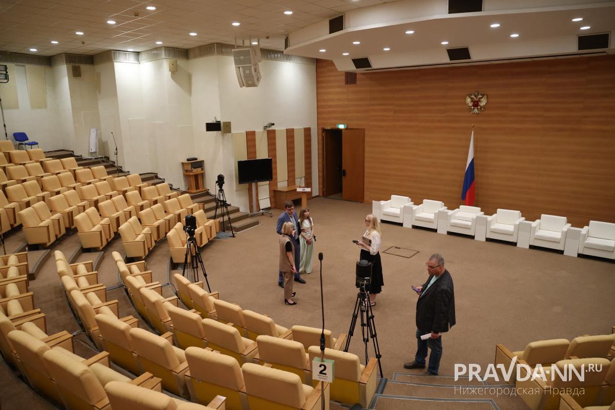 В малом зале часто показывают документальные фильмы, в том числе и об СВО