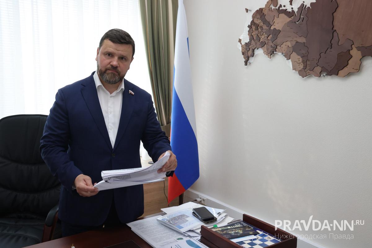 Александр Воложанин