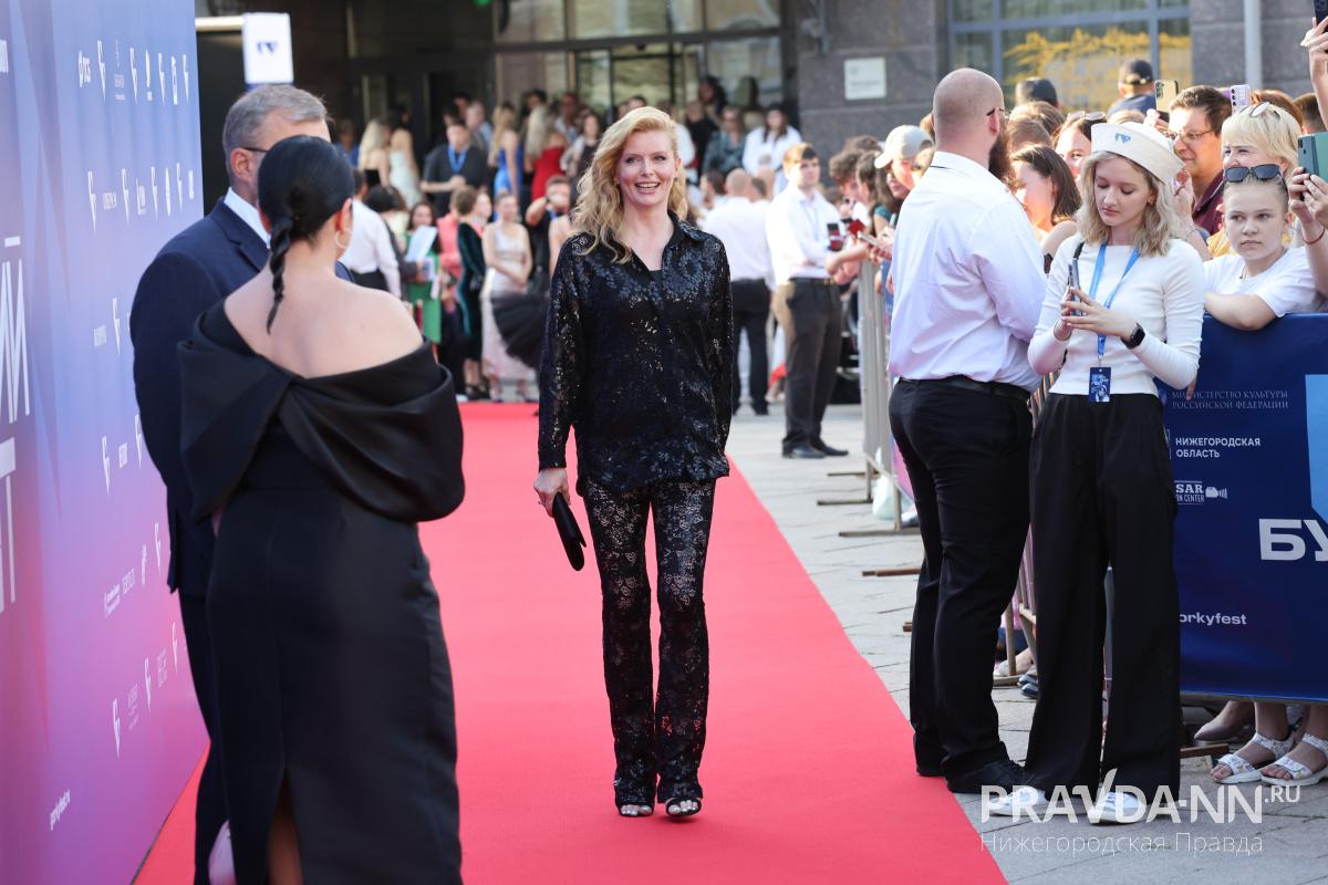 Александр Воложанин