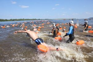 Свыше 3 тысяч пловцов поучаствовали в заплыве X‑WATERS Volga