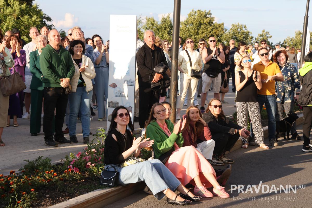 Александр Воложанин