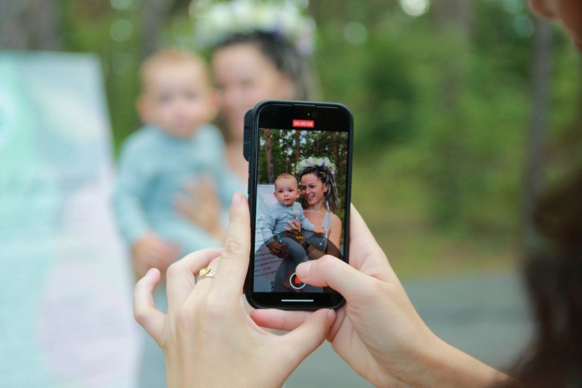 В Дзержинске прошла «Мама-прогулка»