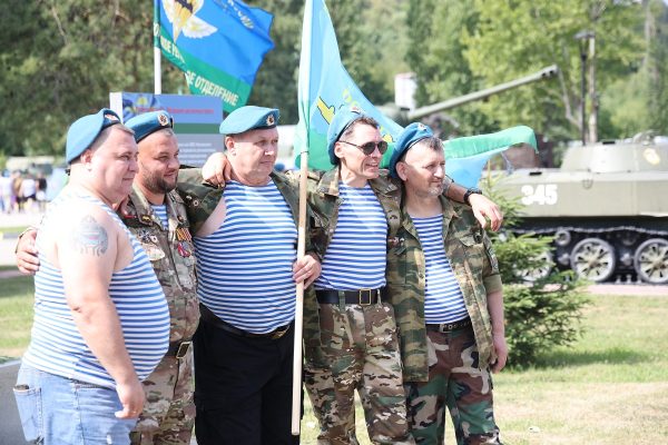 Опубликованы фото с празднования Дня ВДВ в Нижнем Новгороде