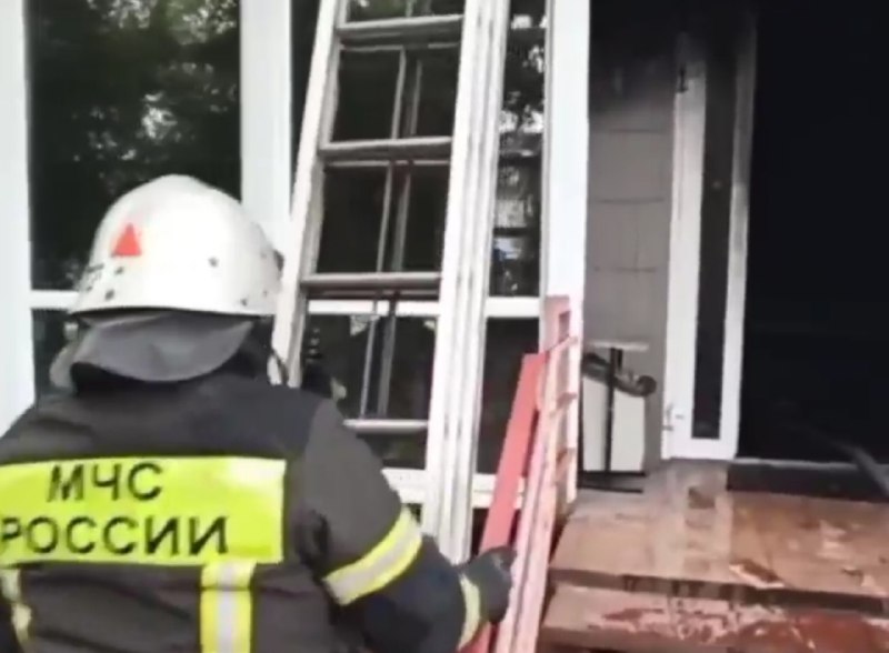 Пожар произошел в магазине на улице Львовской в Нижнем Новгороде