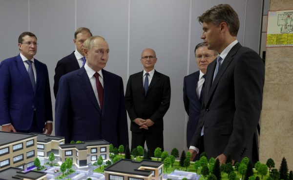 Владимиру Путину рассказали о ходе реализации проектов НЦФМ в Сарове