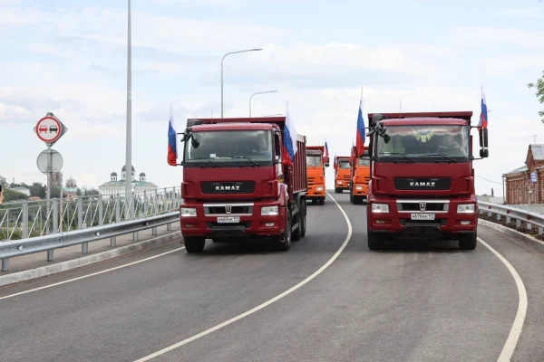 Движение по развязке над железнодорожными путями открыли в поселке Выездное