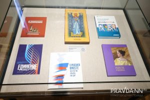 Александр Воложанин