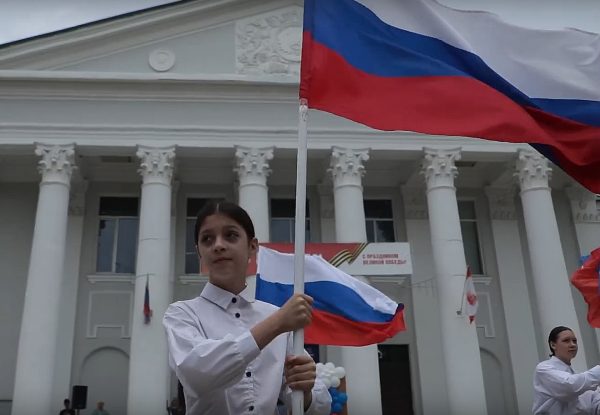 «Братья по крови»: журналисты НОИЦ презентовали фильм о событиях на Донбассе в 2014 году