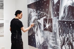 Соединили классиков и современность: выставка «Готический ампир» Егора Кошелева открылась в&nbsp;НГХМ&nbsp;