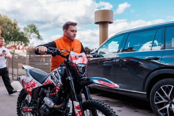 Нижегородские волонтёры передали участникам СВО очередной мотоцикл