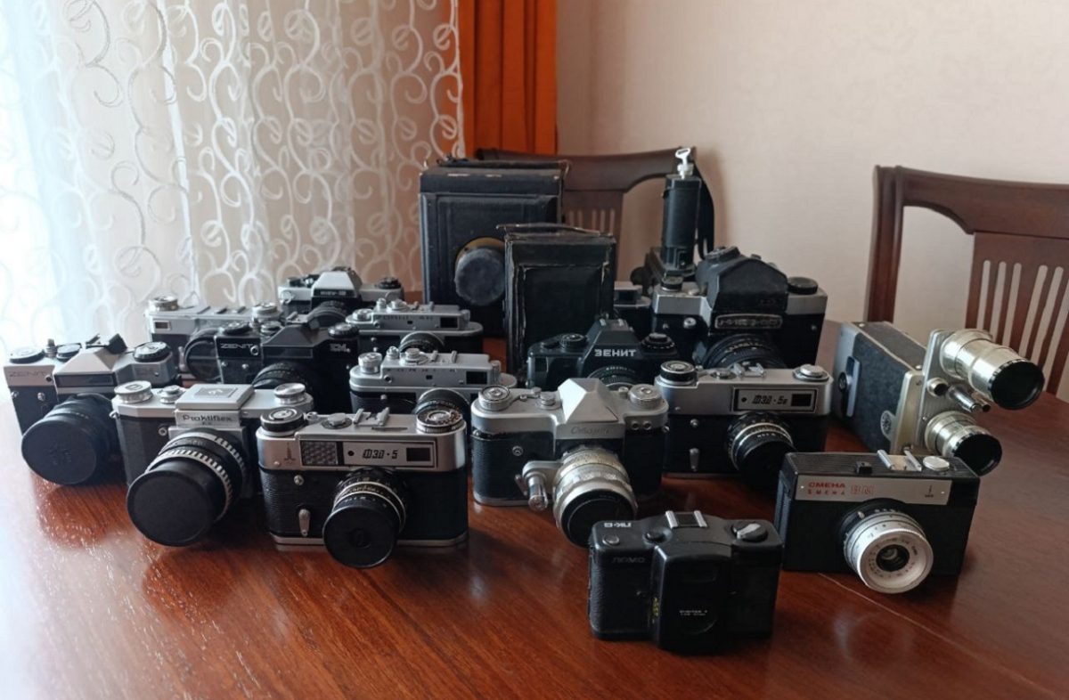 В коллекции доктора - более 40 фотоаппаратов