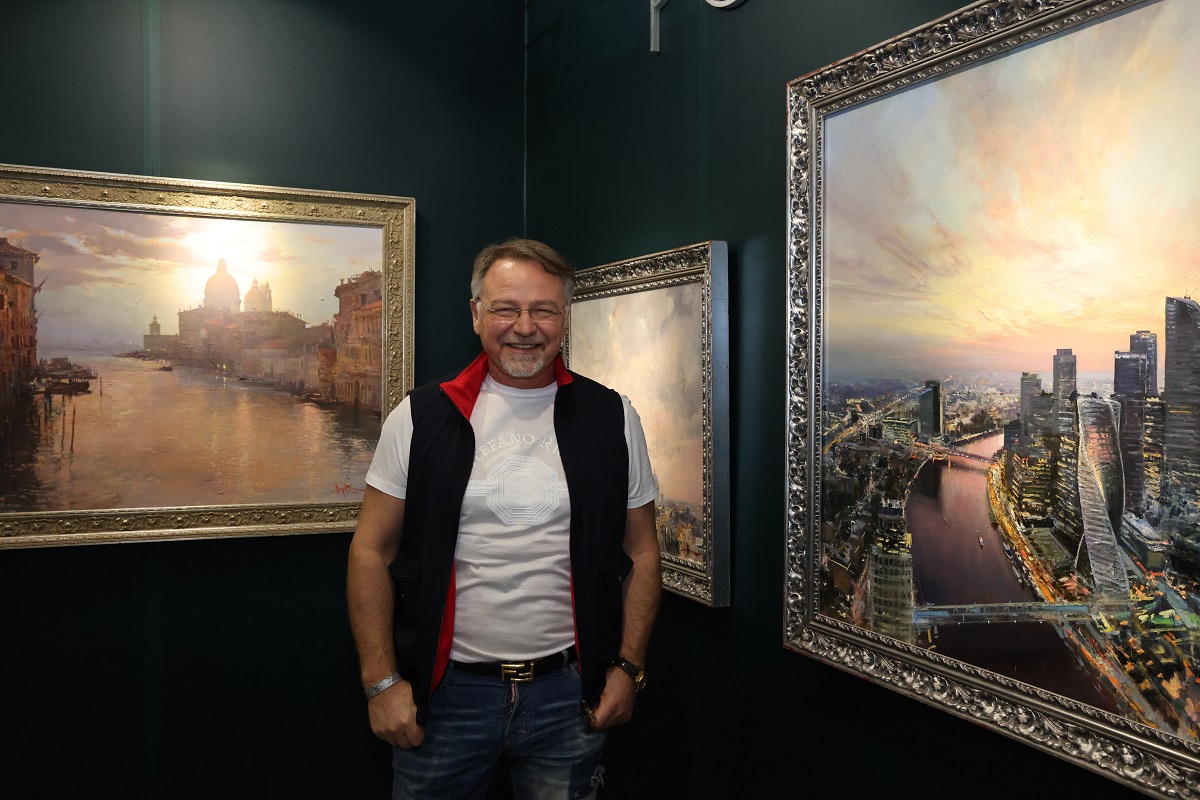 Знаменитый художник Роман Ляпин рассказал, чем поразил его Нижний Новгород