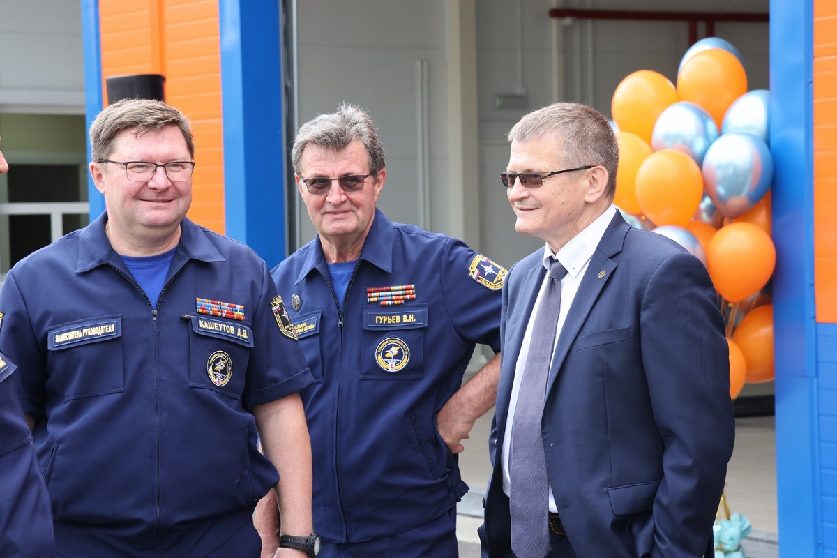 Александр Воложанин