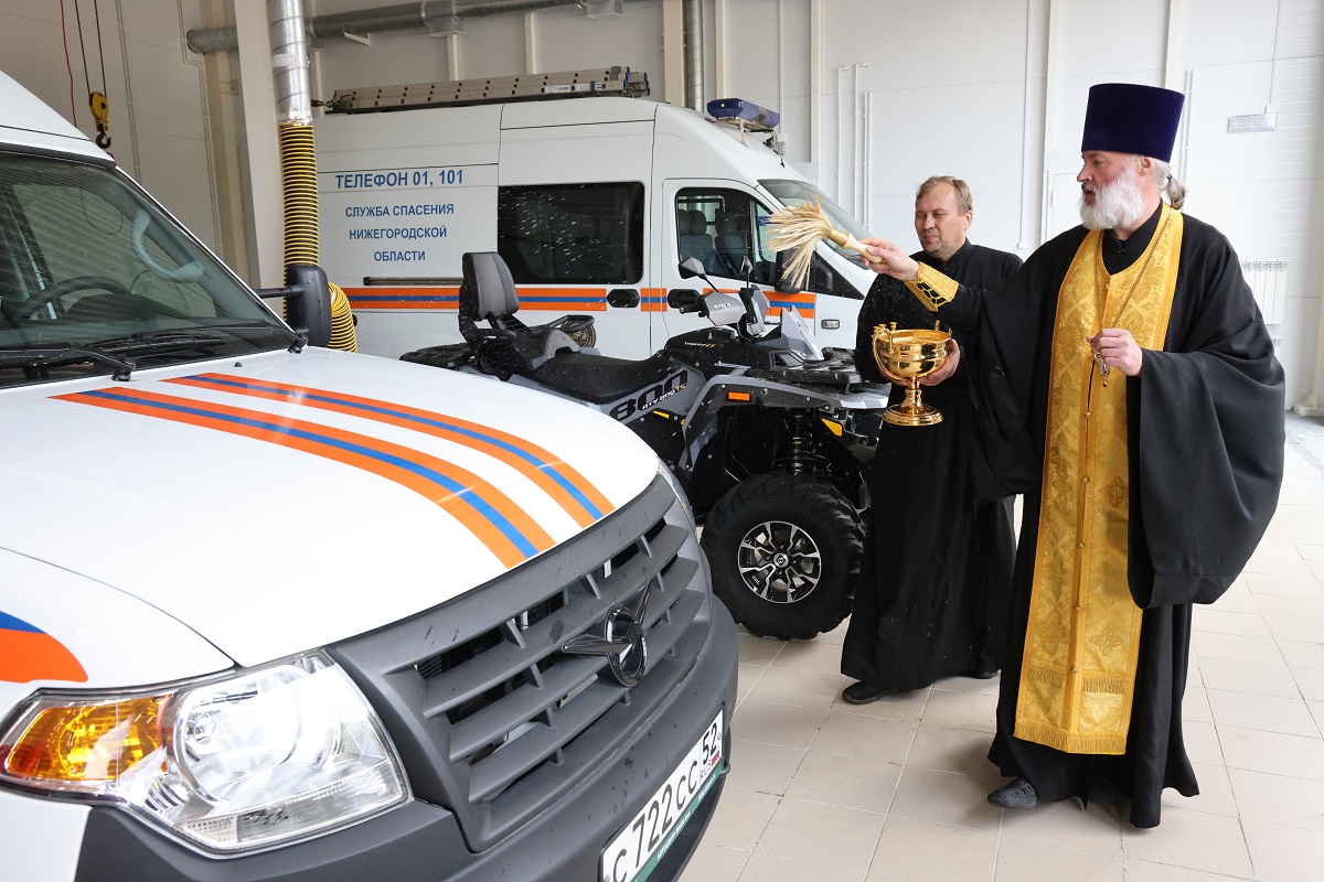 Александр Воложанин