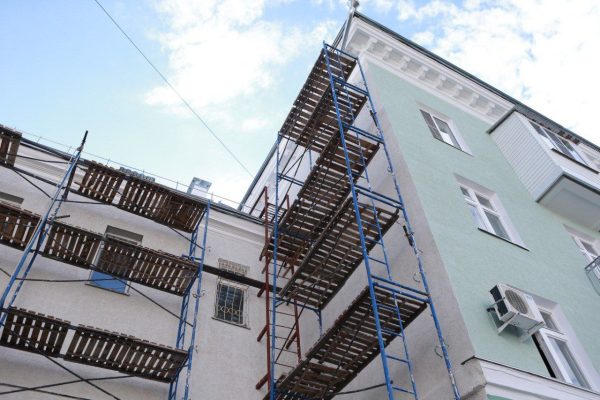 Михаил Клинков рассказал о проверке капремонта домов в Дзержинске