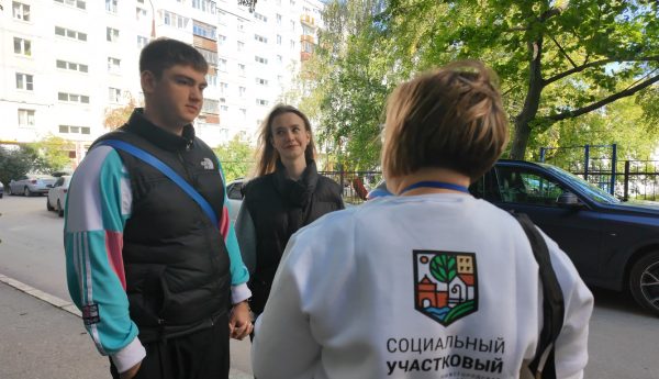 Социальные участковые информируют нижегородцев о новых мерах поддержки семей