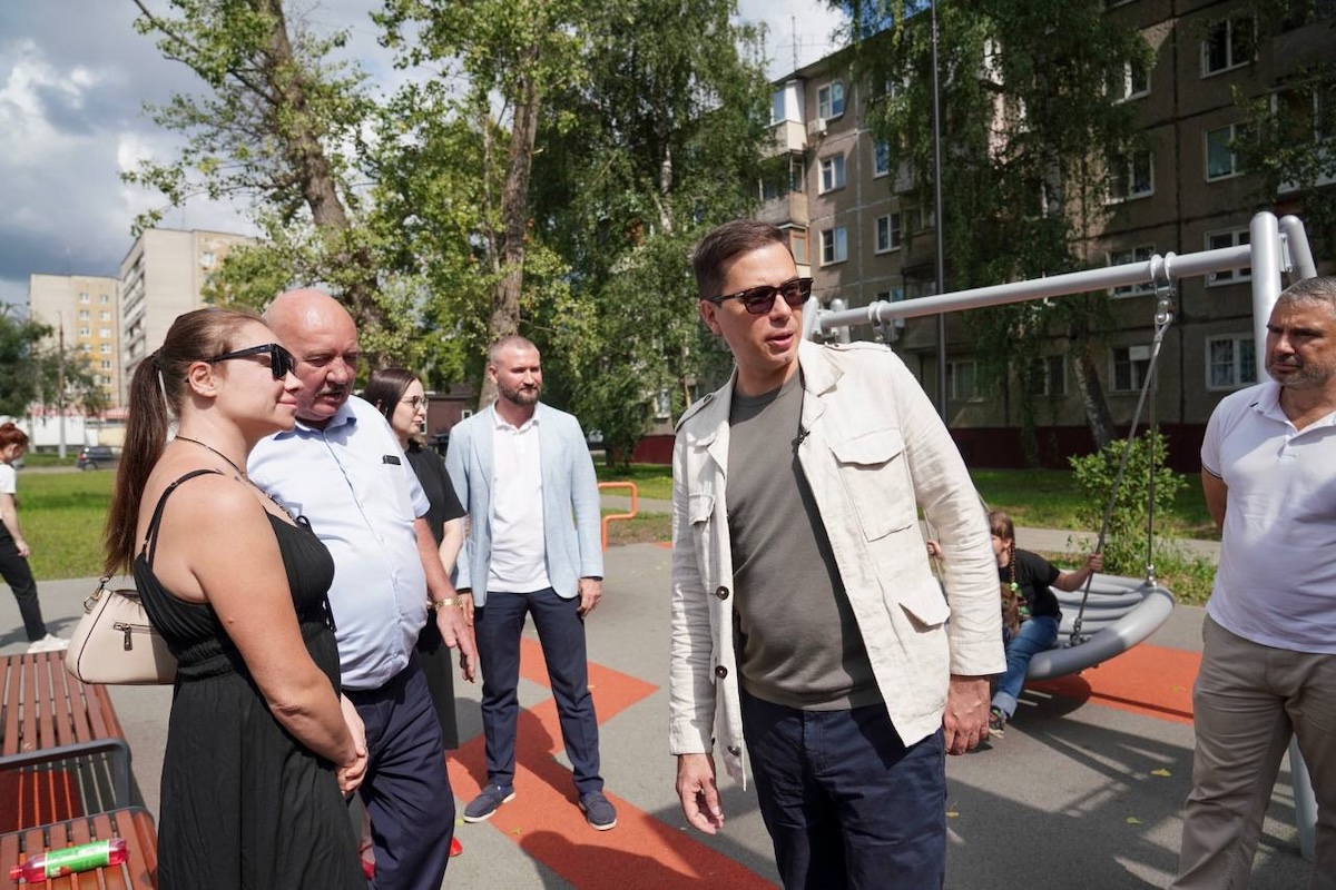 Два новых общественных пространства открылись на пр. Гагарина и ул. Веденяпина