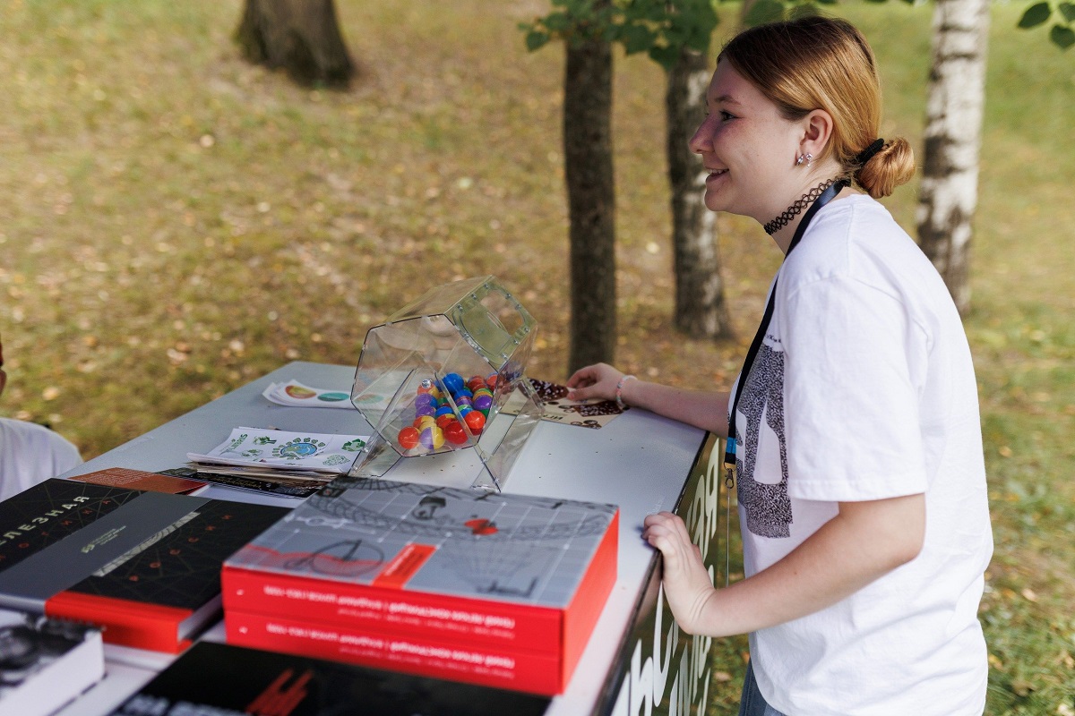 Редкие книги о металлургии представили на фестивале в Выксе