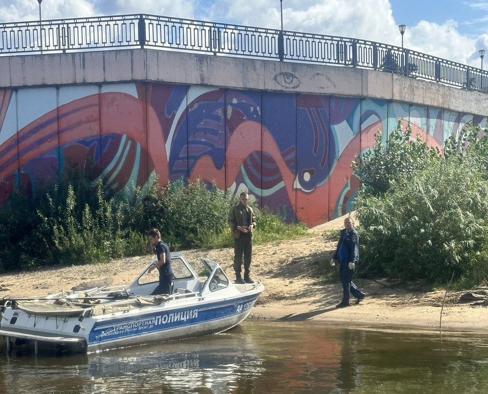 Мужчина выпал из надувной лодки и утонул в Нижнем Новгороде