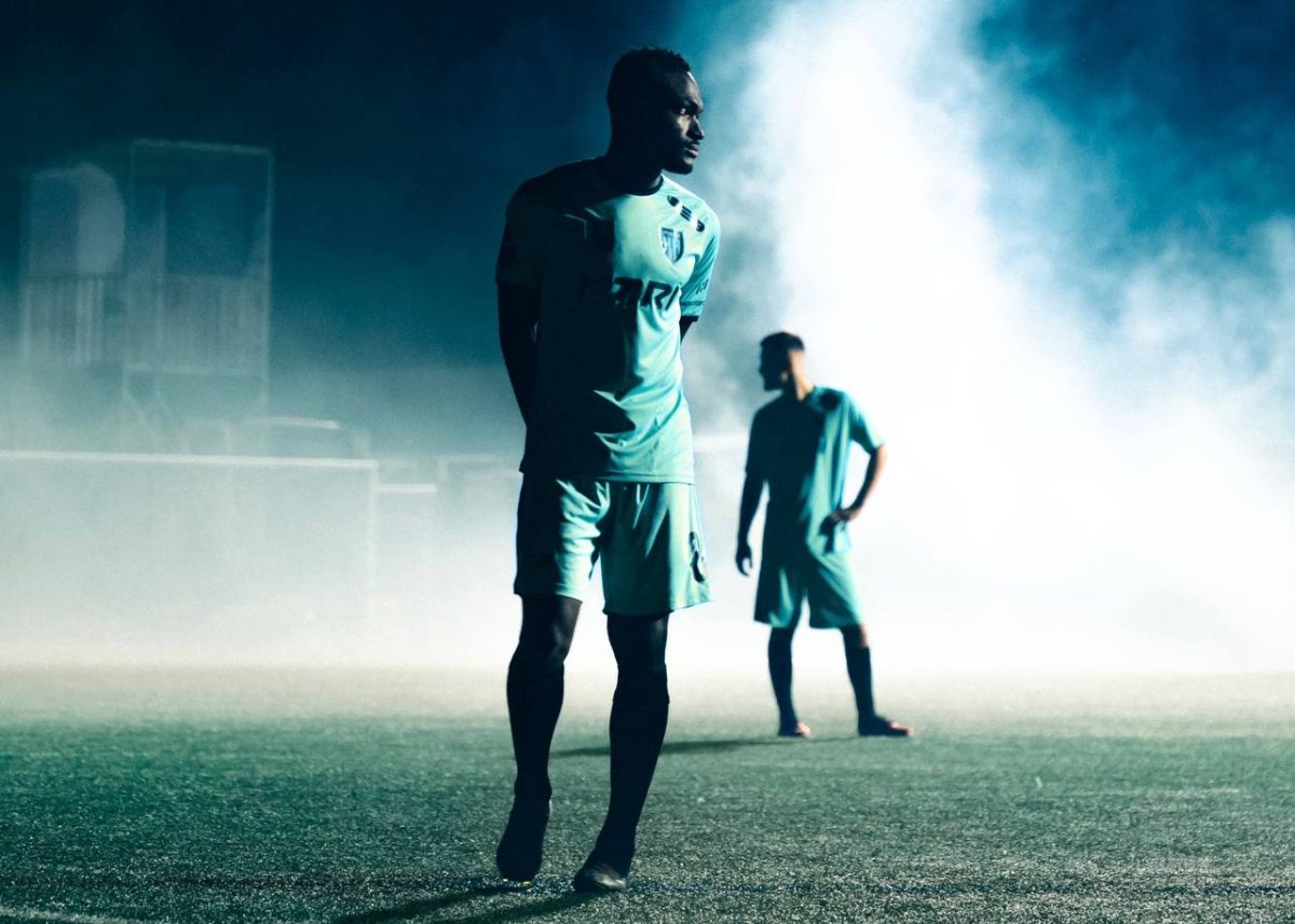 ФК «Пари НН» представил светящуюся форму