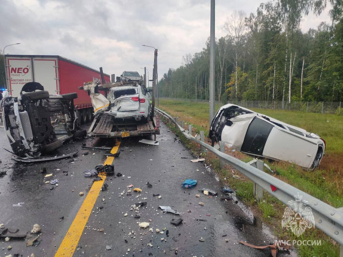 Гострудинспекция выясняет обстоятельства смертельного ДТП на трассе М‑12