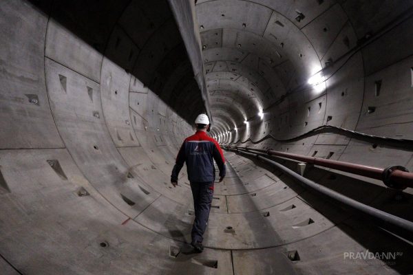Зарплату до 240 тысяч рублей обещают строителям нижегородского метро
