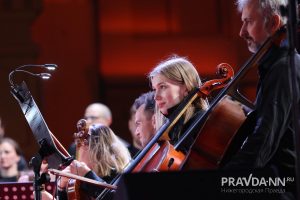 Александр Воложанин