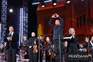 Александр Воложанин