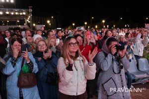Александр Воложанин